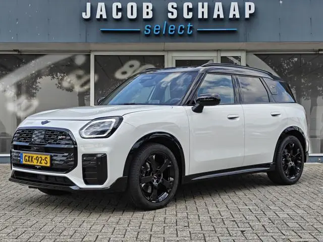 MINI Countryman 1.5 C Automaat JCW XL / Trekhaak / HUD / Adapt. Cruise / Keyless / Carplay