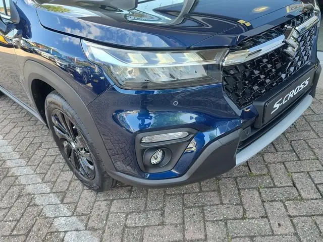 Suzuki S-Cross