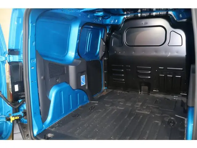 Ford E-Transit Courier