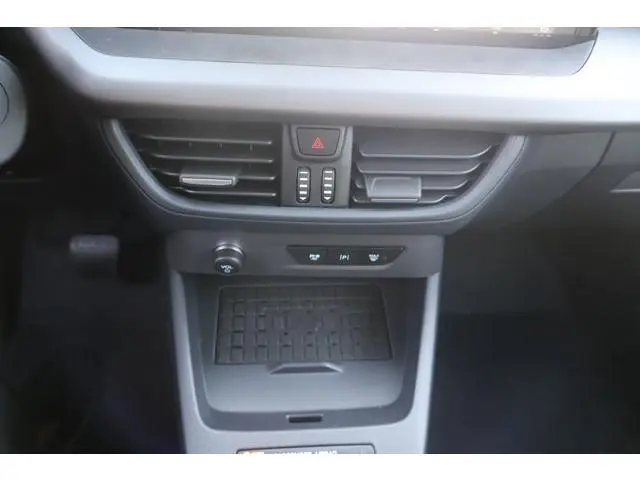 Ford E-Transit Courier