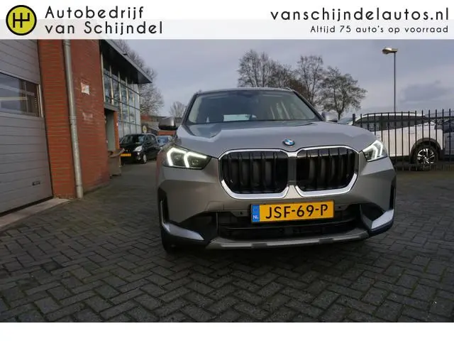 BMW X1 SDRIVE 18I BUSINESS EDITION KEURIGE NETTE STAAT VOLLEDIG DEALER ONDERHOUDEN CAMERA FULL LED N...