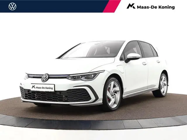 Volkswagen Golf 1.4 245pk eHybrid GTE · Camera · Apple/Android Car Play · Navigatie · Sfeerverlichti...