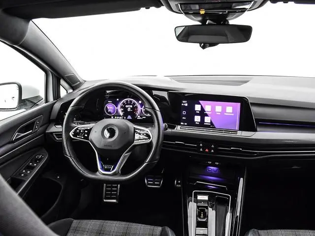 Volkswagen Golf 1.4 245pk eHybrid GTE · Camera · Apple/Android Car Play · Navigatie · Sfeerverlichti...