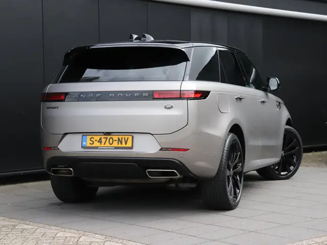 Land Rover Range Rover Sport 3.0 P440e Dynamic HSE | PANODAK | HEAD-UP | LEDER | STANDKACHEL | COLD-...