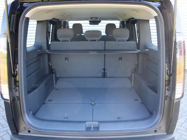 Kia PV5