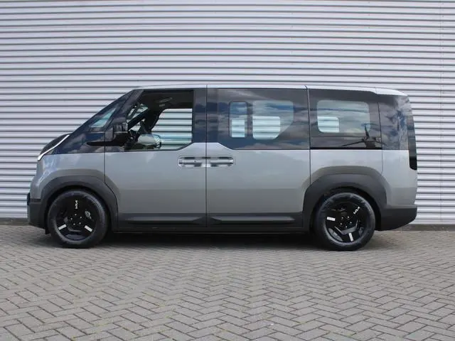 Kia PV5