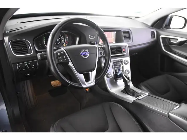 Volvo V60 1.5 T3 Polar+ *Leer*Navigatie*Schuifdak*Stoelverwarming*