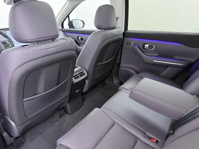 Leapmotor C10
