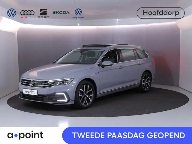 Volkswagen Passat Variant 1.4 TSI PHEV GTE Business 218 pk Automaat (DSG) | Navigatie | Panoramadak...