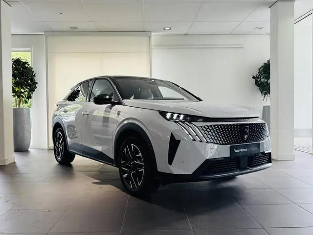 Peugeot 3008 1.2 Hybrid 136 GT | Camera | Navigatie | Climate control | Apple Carplay/Android Auto