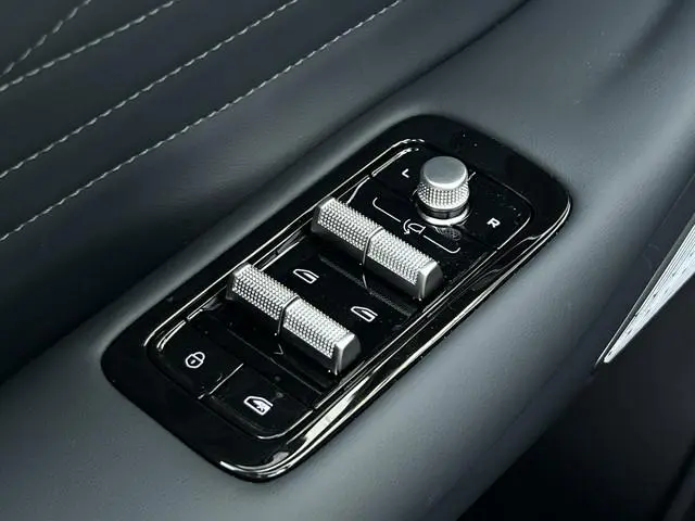 Geely Starray EM-i
