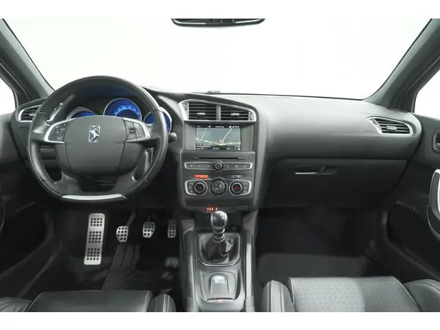 DS DS 4