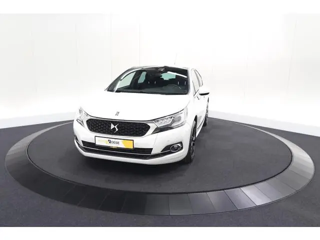 DS DS 4