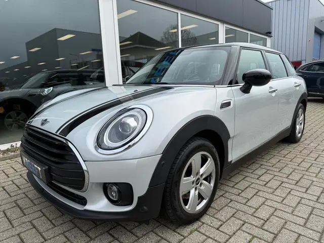 MINI Clubman 1.5 Cooper Pepper Automaat