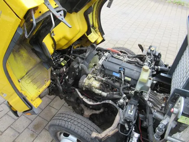 FUSO Canter