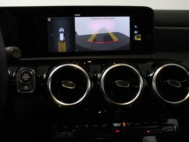 Mercedes-Benz CLA-klasse Shooting Brake 200 163pk DCT Progressive Navigatie Camera Parkeersensoren E...