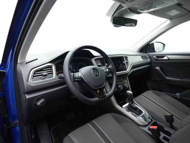 Volkswagen T-Roc 1.5 TSI 150 pk DSG Style | Panoramadak | Stoelverwarming | Adaptive Cruise | Naviga...