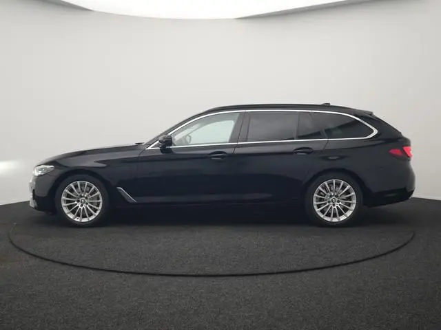 BMW 5-serie Touring 530e xDrive Business Edition Plus PHEV 293pk Dealer O.H | Trekhaak af Fabriek |...