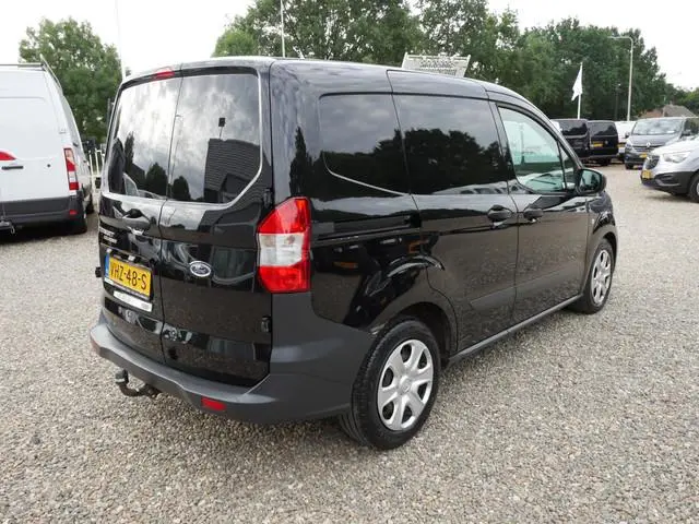 Ford Transit Courier