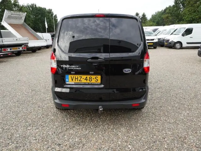 Ford Transit Courier