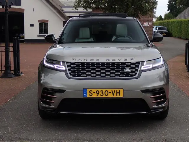 Land Rover Range Rover Velar 3.0 V6 AWD HSE First Edition !! 12M GARANTIE !! 1e EIG / HEAD-UP / 360*...