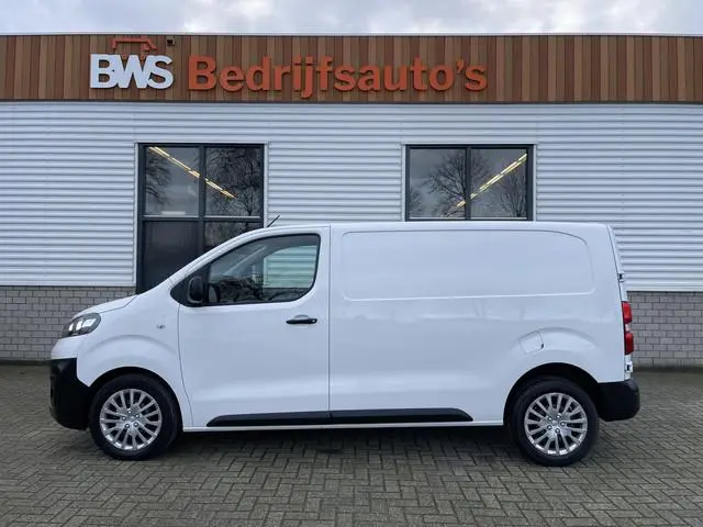 Opel Vivaro 2.0 CDTI 122pk L2H1 Edition / vaste prijs rijklaar € 11.950 ex btw / lease vanaf € 201 /...