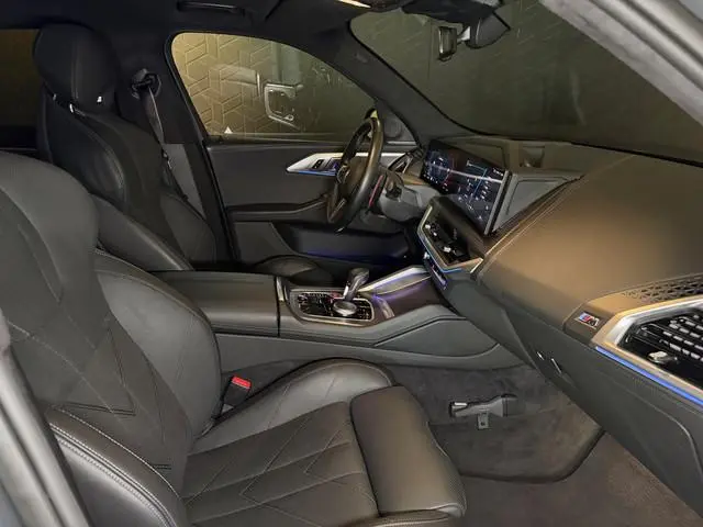 BMW XM