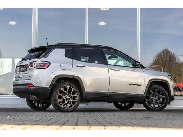 Jeep Compass 4xe 240 Plug-in Hybrid Electric S | Rijklaar | Pano | Alpine Sound 