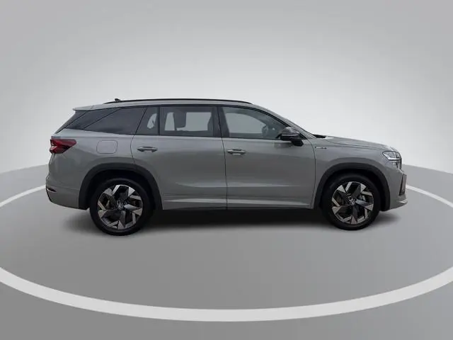 Skoda Kodiaq 1.5 TSI 204pk PHEV Sportline Business · Camera · Stoelverwarming Voor & Achter · Apple/...