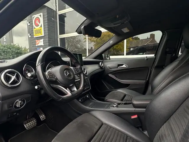 Mercedes-Benz GLA-klasse 200 Prestige AMG, Automaat, Bluetooth, Cruise, Navi, PDC, Stoelverwarming
