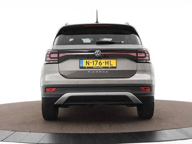 Volkswagen T-Cross 1.0 TSI 95pk Life · Apple/Android Car Play · Trekhaak afneembaar · Camera ·Dodeho...