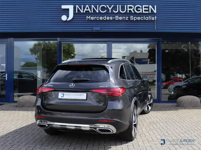 Mercedes-Benz GLC-klasse 300e 4M | Luxury Line | 360* Camera | Ambiente | Winter Pakket | Parkeer Pa...