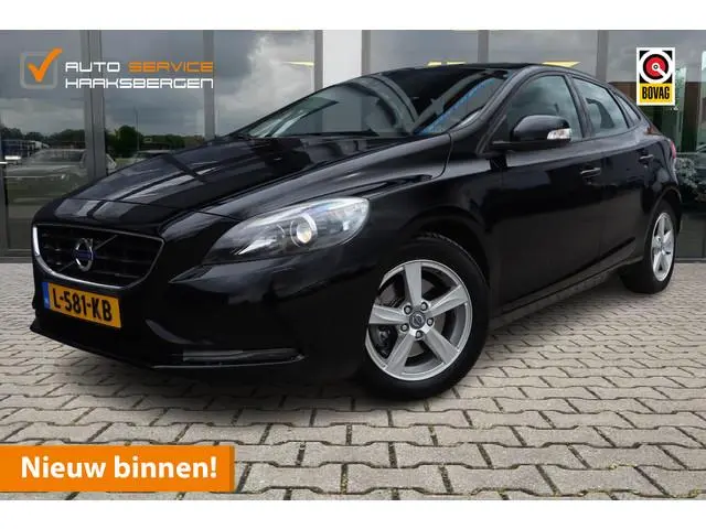 Volvo V40 1.6 T2 Summum | Trekhaak | PDC |
