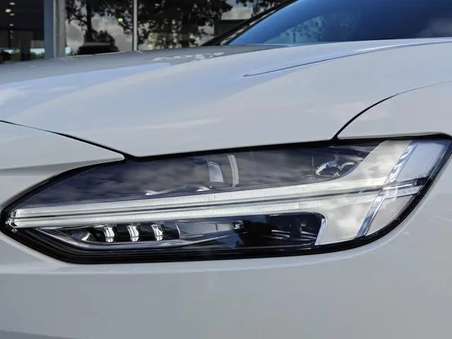 Volvo V90 T4 191PK Business Sport | BLIS | Polestar | HUD | PDC V+A | ACC | Carplay | H&K | Camera a...