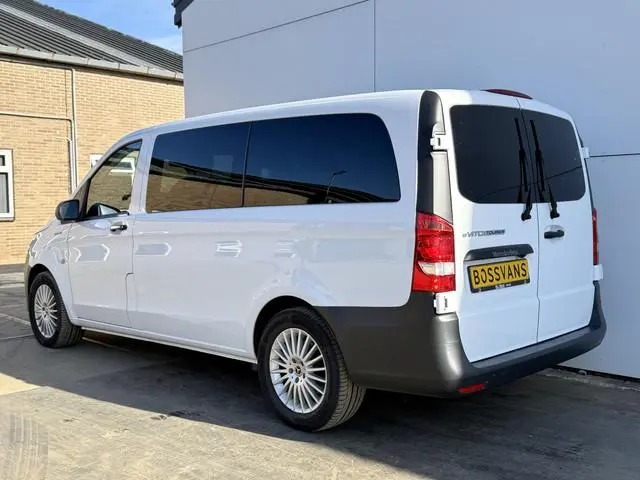 Mercedes-Benz eVito Tourer 129 90kWh 204PK Personenvervoer L2 370km WLTP 92.2% (SOH) 7 Stoelen Elekt...