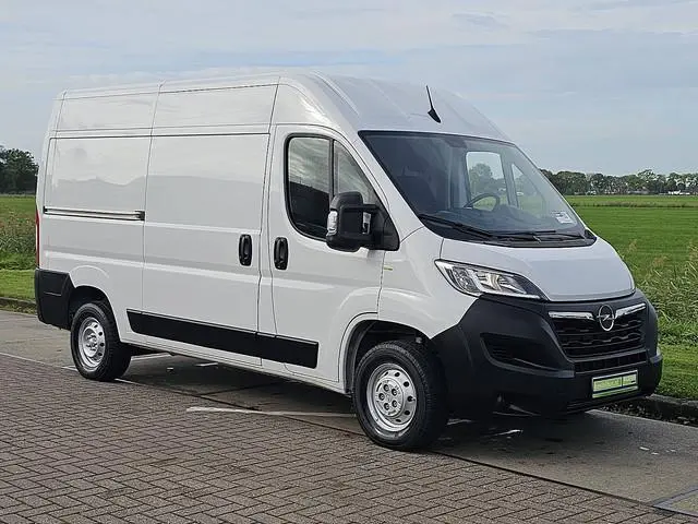 Opel Movano