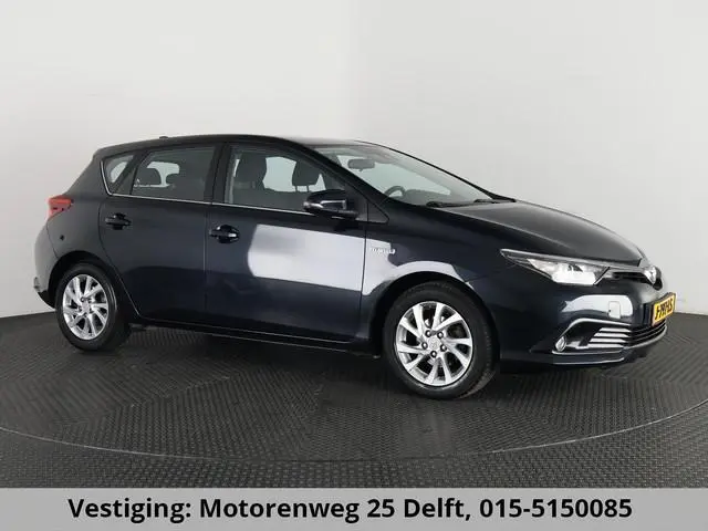 Toyota Auris 1.8 HYBRID ASPIRATION AUTOMAAT NAVI.CAMERA TOP ONDERHOUDEN! CRUISE CONTROL .PARKEERCAME...