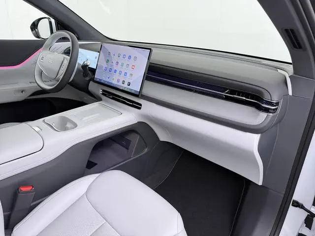 XPENG G6