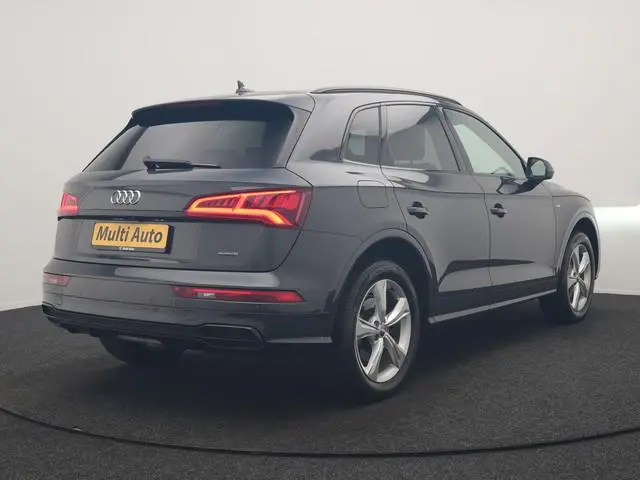 Audi Q5 50 TFSI e Quattro 2x S Line PHEV 300pk | Trekhaak Af Fabriek | Virtual Cockpit | Camera | Sp...