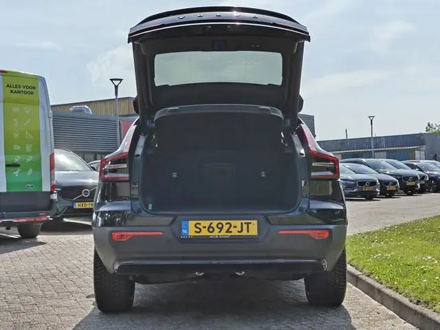 Volvo C40