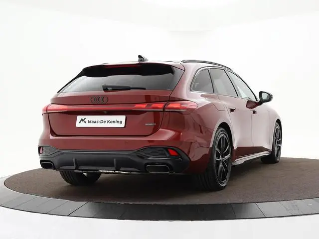 Audi A5 2.0 e-hybrid quattro S edition Competition 367 PK · Tech pro · Panorama-glasdak · B&O premiu...
