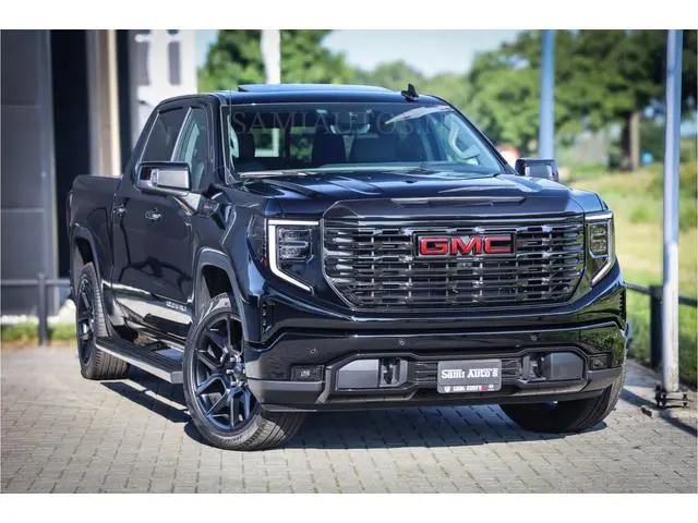 GMC Sierra