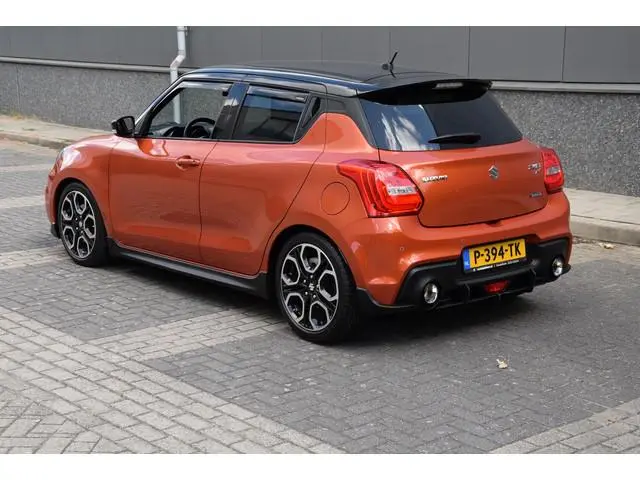 Suzuki Swift 1.4 Sport Smart Hybrid | 1e eigenaar | Dealer onderhouden & geleverd | Originele onderd...