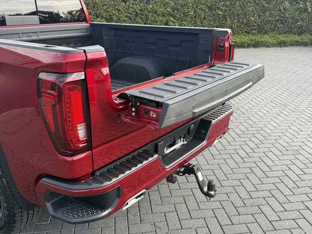GMC Sierra