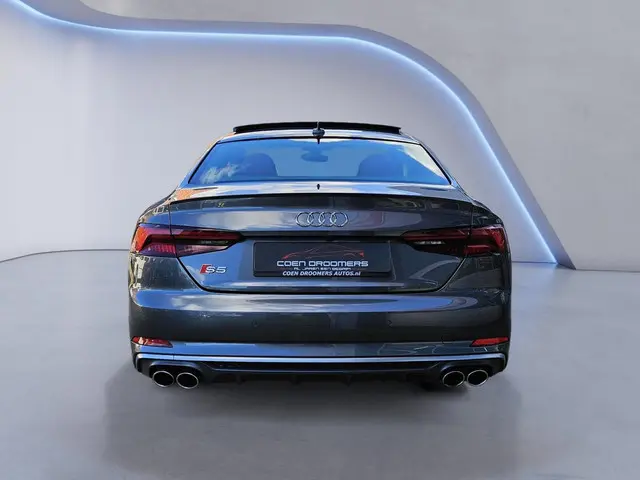 Audi S5 Coupé 3.0 TFSI quattro Pro Line Plus /Apple Carplay/Panodak/B&O/Super Sport Stoelen/Rood Led...