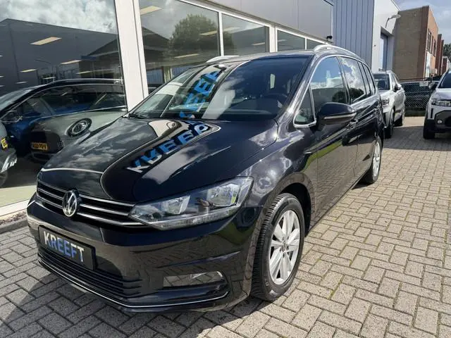 Volkswagen Touran 1.5 TSI Highline 7p App Carplay | Camera