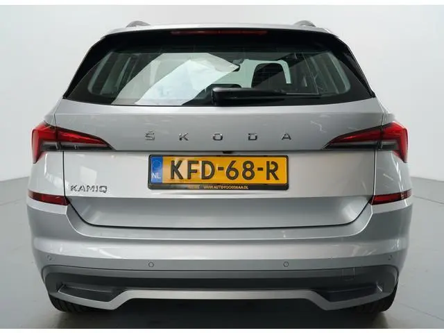ŠKODA Kamiq TSI 110PK AMBITION CAMERA/CRUISE/CARPLAY