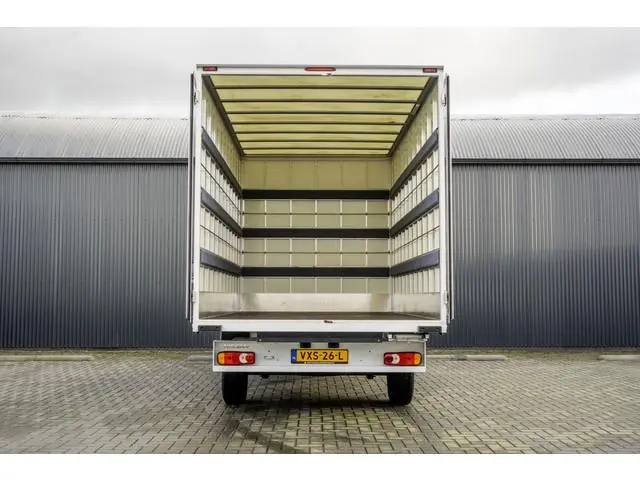 Nissan Interstar