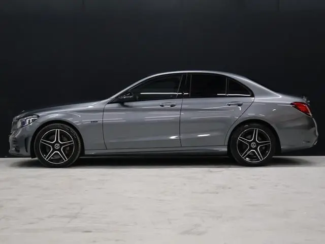 Mercedes-Benz C-klasse 300 e AMG Limited [DIGITAL DASHBOARD, GROOT NAVIGATIE, APPLE CARPLAY, ANDROID...