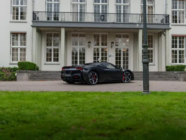 Ferrari SF90 Stradale